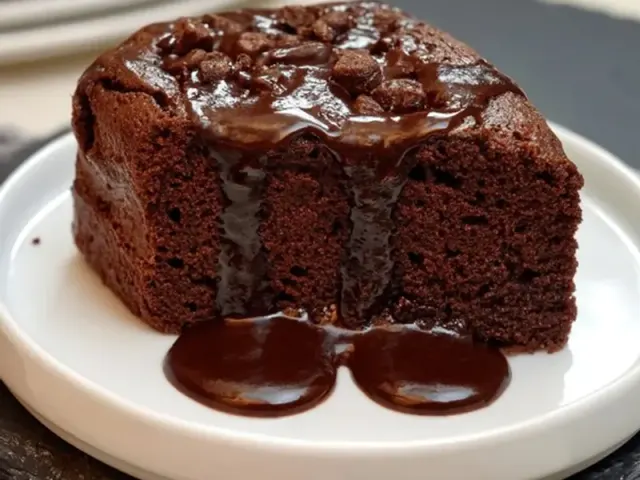 Chocolate One Bowl Cake: Melts In Your Mouth